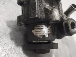 Foto de BOMBA DIRECCION VOLKSWAGEN PASSAT BERLINA (3B3) 1.9 TDI (131 CV / 96 KW) referencia 7690955102 foto 4