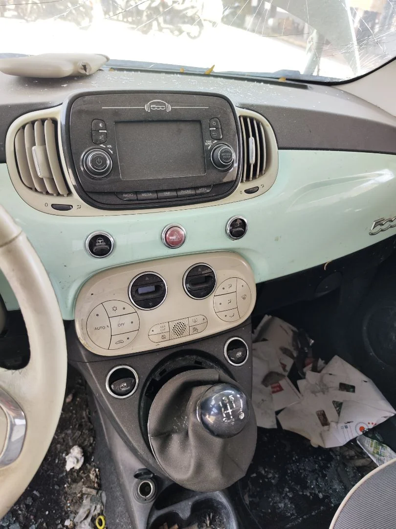 Foto de CONSOLA CENTRAL FIAT 500 (150) BERLINA 1.2 CAT (69 CV / 51 KW)