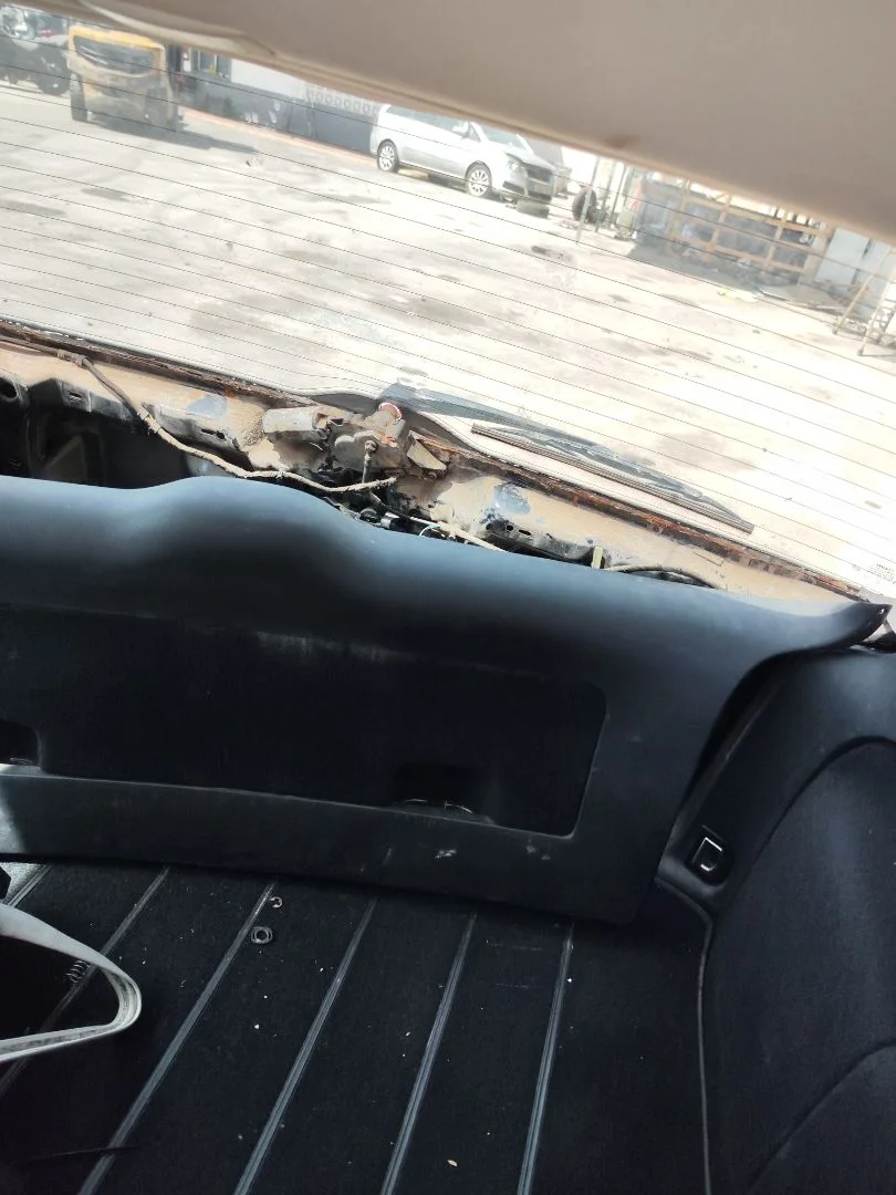Foto de MOTOR LIMPIA TRASERO VOLKSWAGEN PASSAT VARIANT (3B5) 1.9 TDI (110 CV / 81 KW)