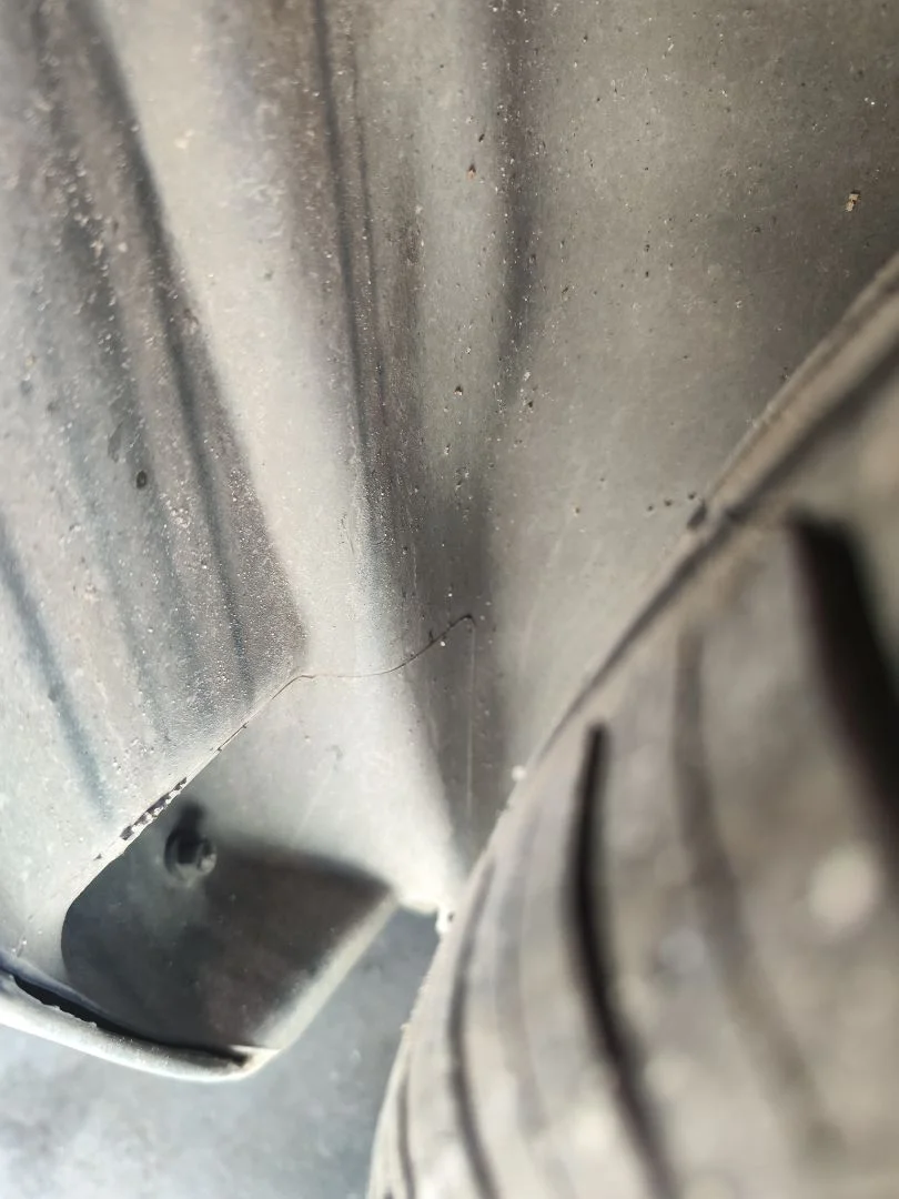 Foto de PASO RUEDA TRASERO IZQUIERDO OPEL CORSA D 1.2 16V CAT (Z 12 XEP / LB4) (80 CV / 59 KW)