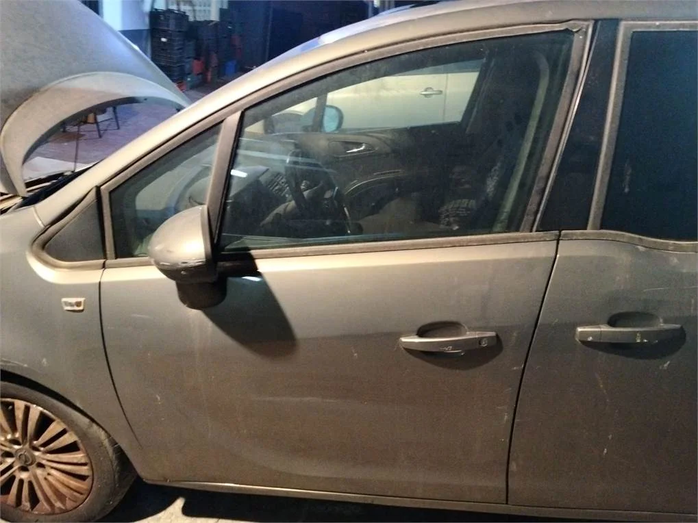 Foto de PUERTA DELANTERA IZQUIERDA OPEL MERIVA B