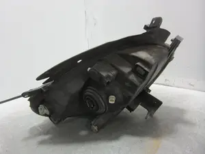 Foto de FARO IZQUIERDO CITROEN XSARA PICASSO 1.6 HDi CAT (9HY / DV6TED4) (109 CV / 80 KW) referencia 620837 foto 6