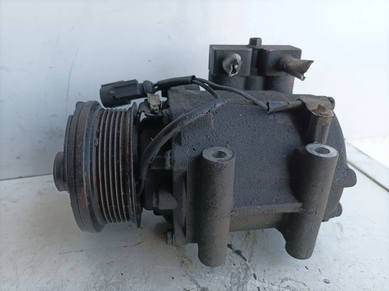 Foto de COMPRESOR AIRE ACONDICIONADO FORD KA (CCQ) referencia CAAFCCQA9A96
