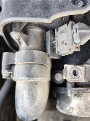 Foto de CAUDALIMETRO BMW SERIE 3 BERLINA (E90) 2.0 16V Diesel (163 CV / 120 KW)