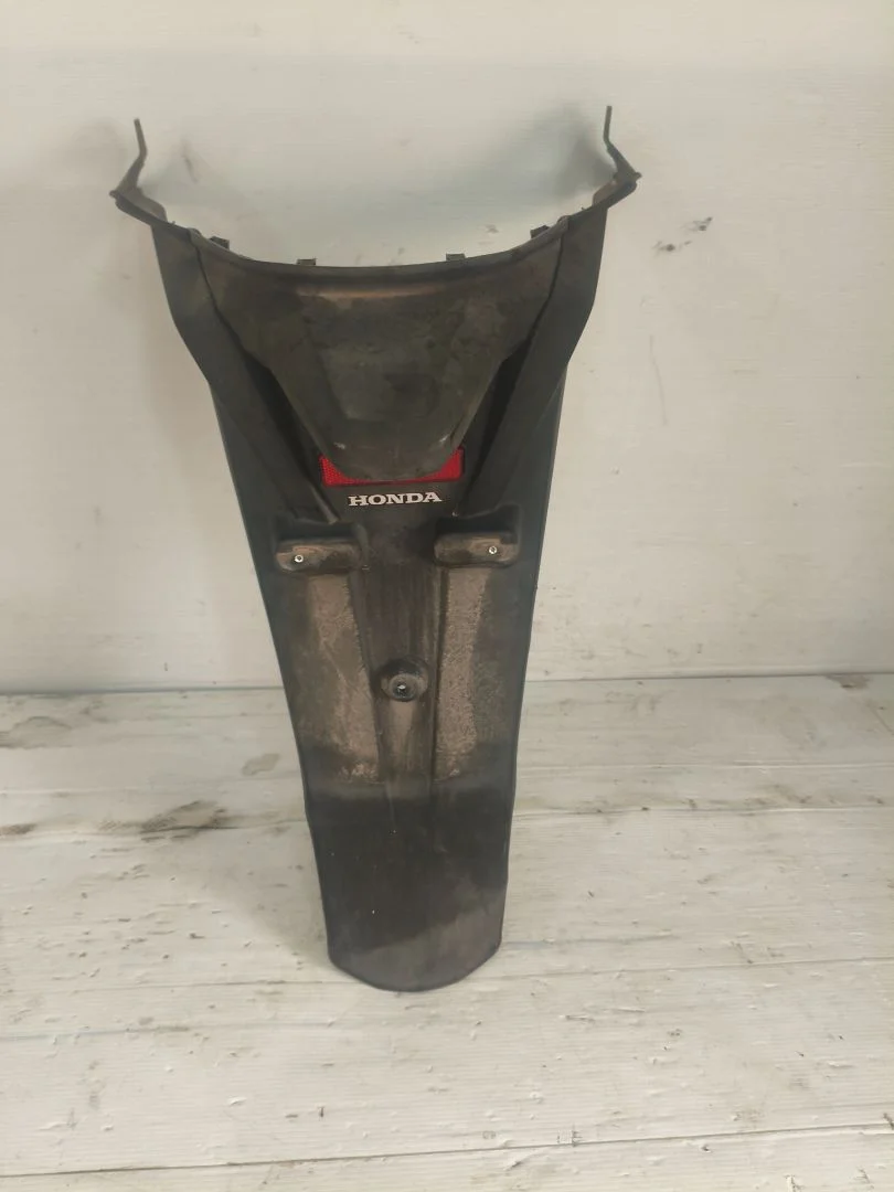 Foto de PORTAMATRICULAS HONDA SH 125I 125 cm3 - 9 kW (12 CV / 9 KW) referencia 80100K77D000