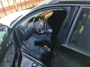 Foto de GOMAS CONTORNO PUERTA AUDI ALLROAD QUATTRO QUATTRO (4B5)