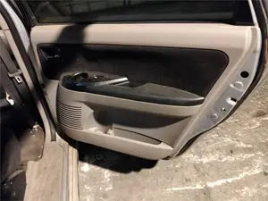 Foto de GUARNECIDO PUERTA TRASERA DERECHA MITSUBISHI GRANDIS (NA0W)