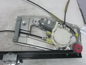 Foto de ELEVALUNAS DELANTERO DERECHO BMW SERIE 5 BERLINA (E39) 2.8 24V CAT (193 CV / 142 KW) referencia 51338159832 foto 5