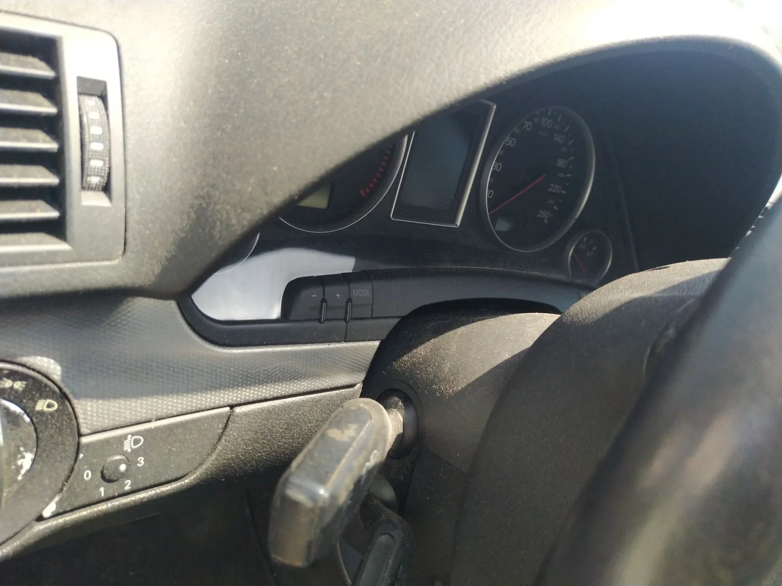 Foto de CUADRO INSTRUMENTOS AUDI A4 BERLINA (8E) 2.5 V6 24V TDI (180 CV / 132 KW)