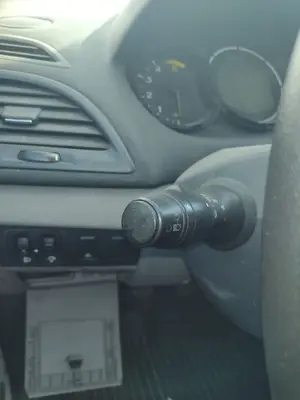 Foto de MANDO LUCES RENAULT MEGANE III BERLINA 5P 1.5 dCi Diesel CAT (86 CV / 63 KW) referencia 255670016R