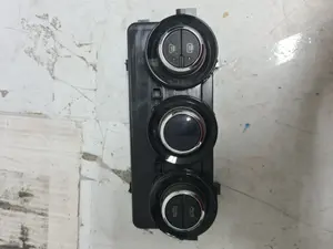 Foto de MANDO CLIMATIZADOR OPEL CORSA E 1.4 (90 CV / 66 KW) referencia 17002710 foto 2