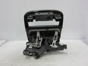 Foto de MANDO CALEFACCION / AIRE ACONDICIONADO SEAT IBIZA (6K1) 1.6 (101 CV / 74 KW) referencia 9595022100 foto 10