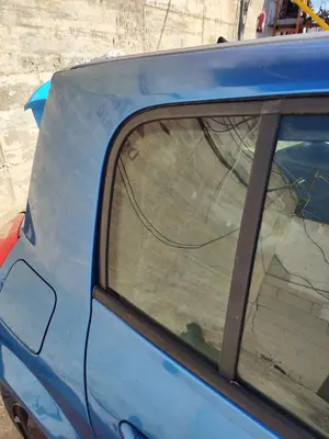 Foto de LUNA CUSTODIA TRASERA DERECHA RENAULT MEGANE II BERLINA 5P 1.5 dCi Diesel (101 CV / 74 KW)