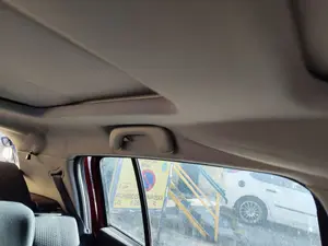 Foto de ASIDERO TECHO TRASERO IZQUIERDO RENAULT MEGANE II BERLINA 5P 1.5 dCi Diesel (106 CV / 78 KW)