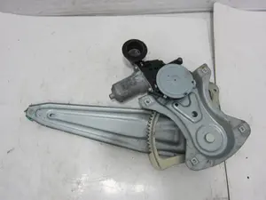 Foto de ELEVALUNAS TRASERO DERECHO TOYOTA AURIS (E15) 1.4 Turbodiesel CAT (90 CV / 66 KW) referencia 857200D120