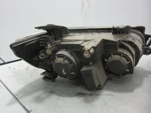 Foto de FARO IZQUIERDO CHEVROLET AVEO BERLINA 1.3 Diesel CAT (95 CV / 70 KW) referencia 96831091 foto 2