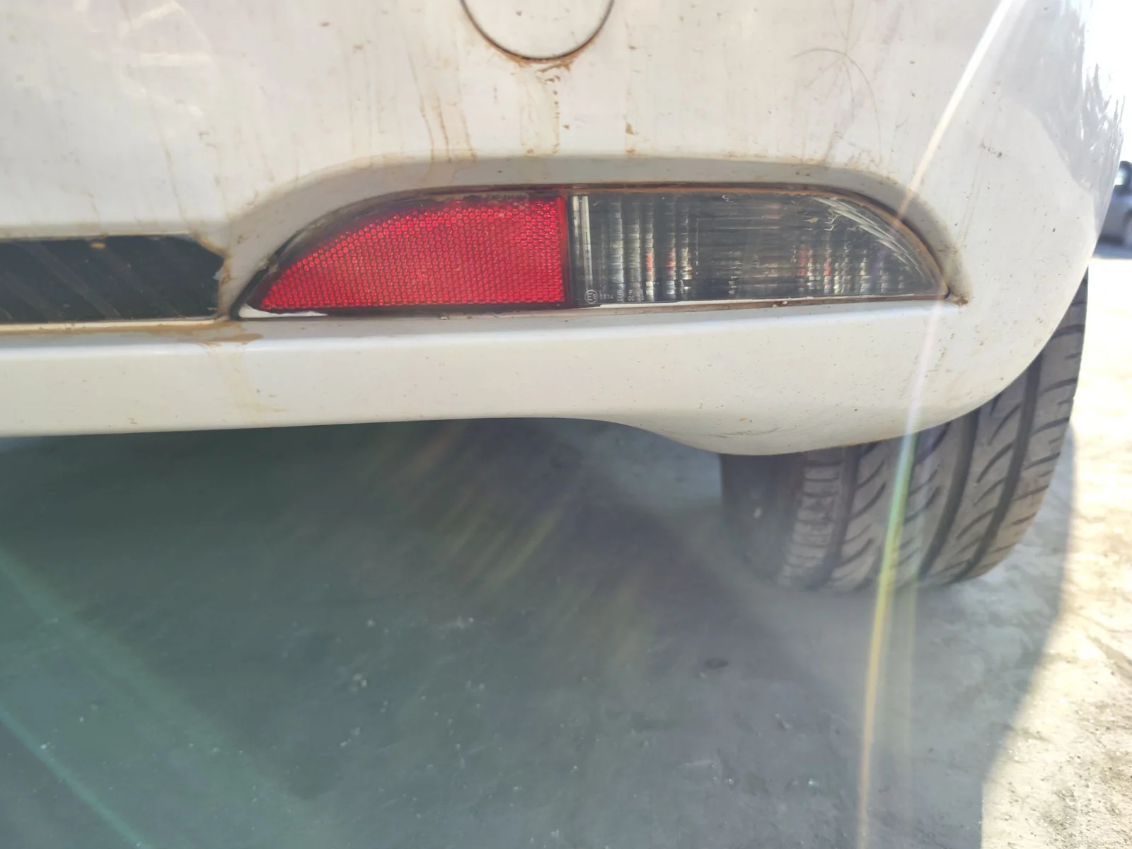 Foto de PILOTO TRASERO DERECHO INTERIOR FIAT GRANDE PUNTO (199) 1.4 (95 CV / 70 KW)