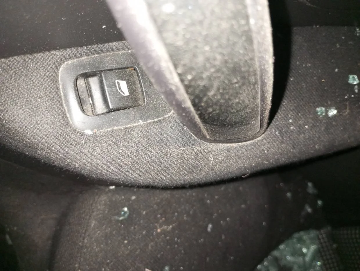 Foto de MANDO ELEVALUNAS TRASERO DERECHO PEUGEOT 307 CC CABRIO-COUPÉ (S2)