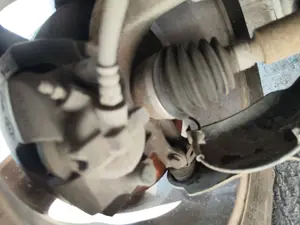 Foto de PINZA DE FRENO DELANTERA DERECHA RENAULT MEGANE II BERLINA 5P 1.5 dCi Diesel (101 CV / 74 KW)