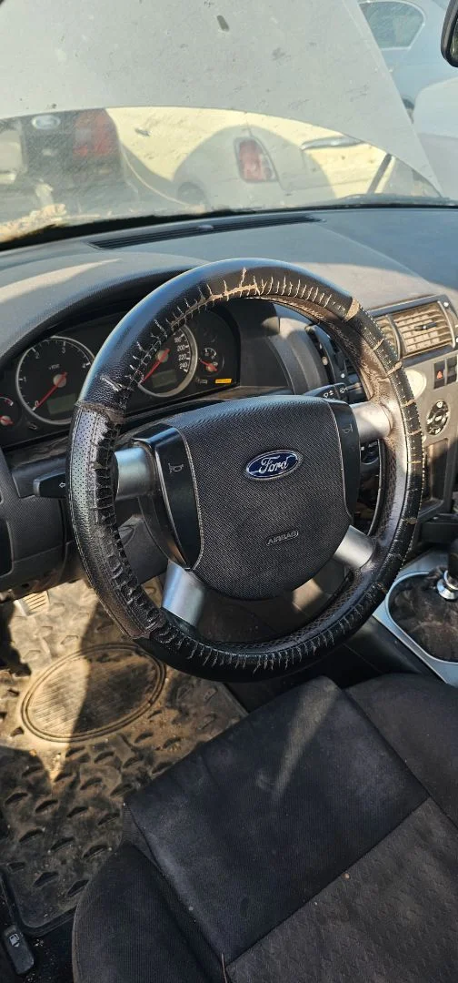 Foto de VOLANTE FORD MONDEO TURNIER (GE) 2.0 TDCi TD CAT (116 CV / 85 KW) referencia 1220608