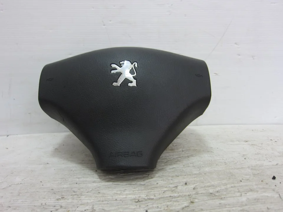 Foto de AIRBAG DELANTERO IZQUIERDO PEUGEOT 206 1.4 HDi (68 CV / 50 KW) referencia 96441166ZR
