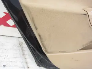 Foto de GUARNECIDO PUERTA TRASERA IZQUIERDA VOLKSWAGEN PASSAT BERLINA (3C2) 2.0 TDI (140 CV / 103 KW) foto 5