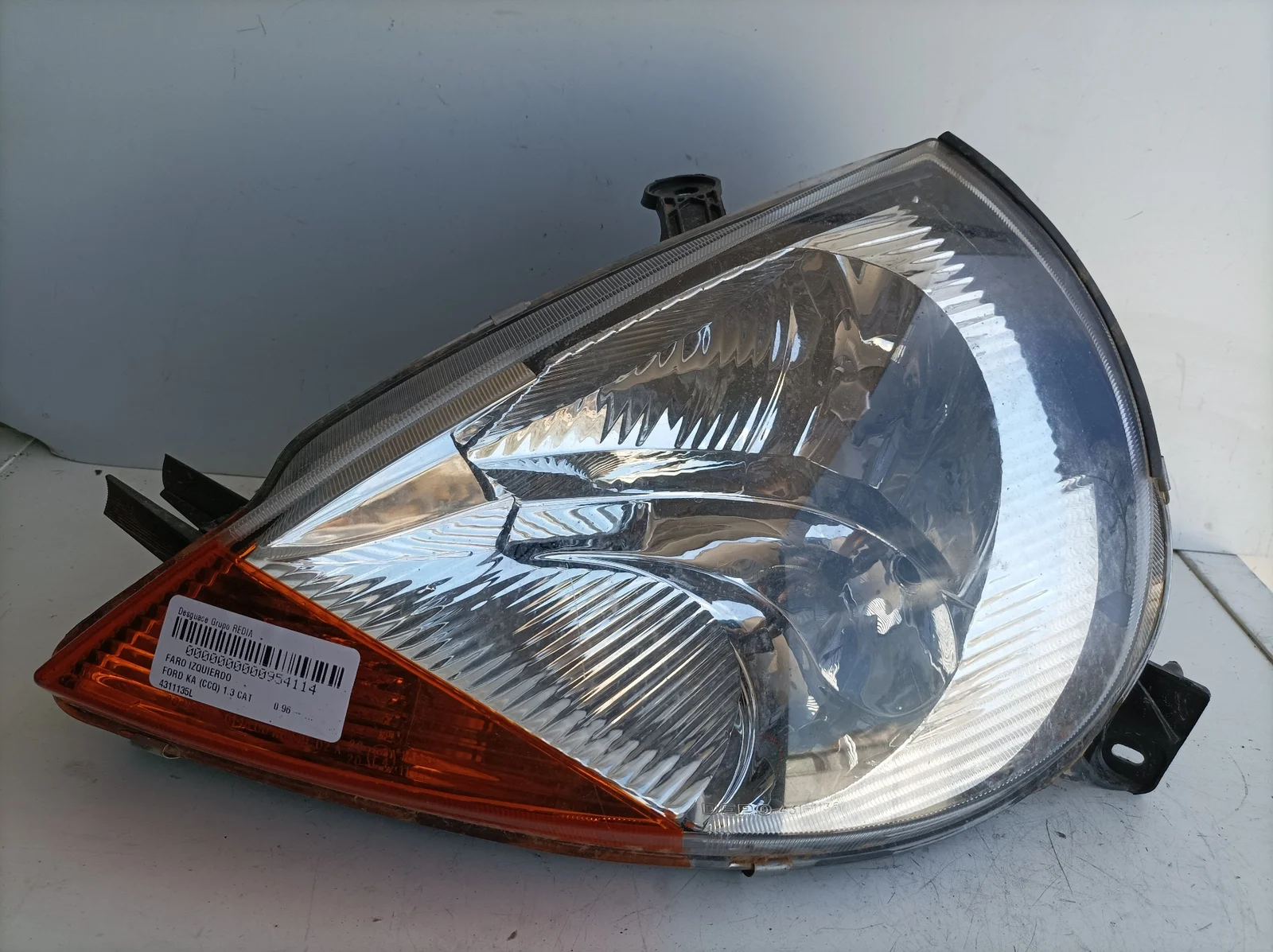 Foto de FARO IZQUIERDO FORD KA (CCQ) referencia 4311135L