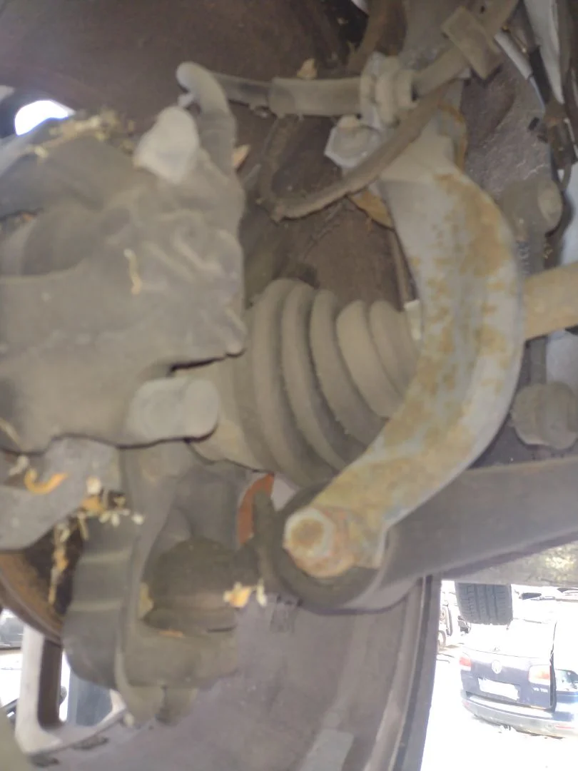 Foto de TRANSMISION DELANTERA DERECHA ALFA ROMEO GT (125) 1.9 JTD (M) 16V CAT (150 CV / 110 KW) referencia 0046308072