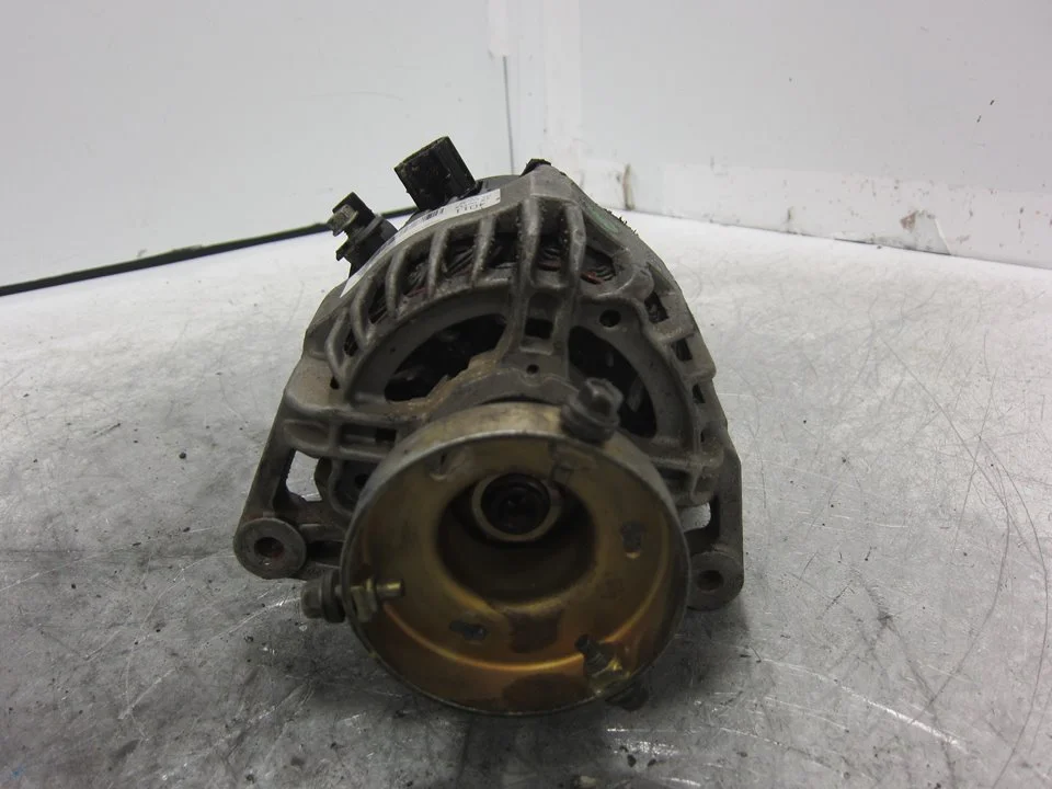 Foto de ALTERNADOR FORD FOCUS BERLINA (CAK) referencia 98FF10A352AE