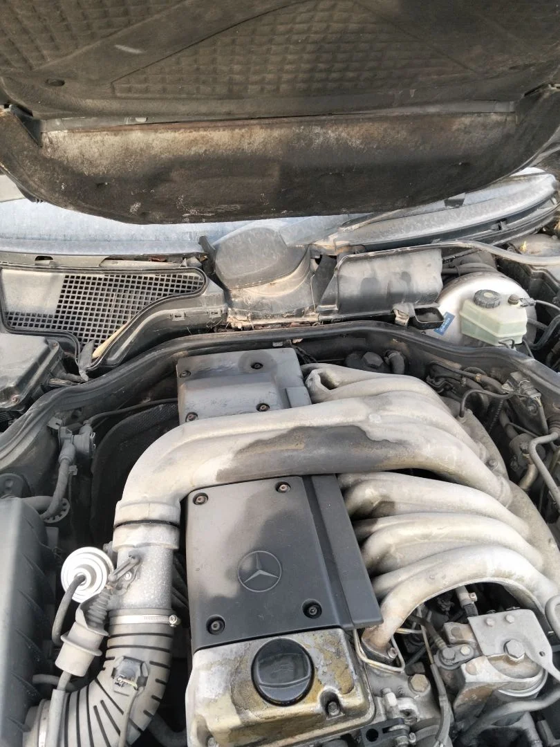 Foto de ARTICULACION LIMPIA DELANTERA MERCEDES-BENZ CLASE E (BM 210) BERLINA 3.0 Diesel CAT (136 CV / 100 KW)