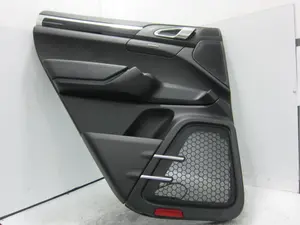 Foto de GUARNECIDO PUERTA TRASERA IZQUIERDA PORSCHE CAYENNE (TIPO 92A) referencia 7P5867211 foto 1