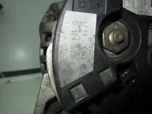 Foto de ALTERNADOR CITROEN C3 PICASSO referencia 0124525035 foto 7