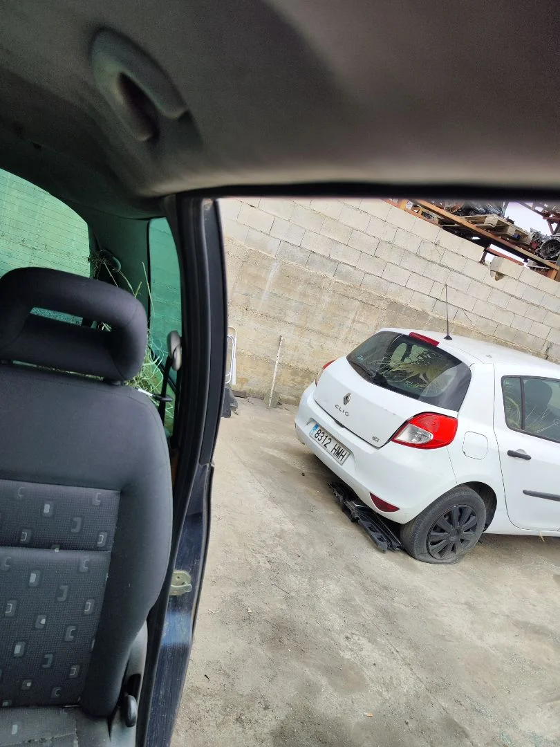 Foto de CINTURON SEGURIDAD TRASERO IZQUIERDO VOLKSWAGEN SHARAN (7M6/7M9) 1.9 TDI (116 CV / 85 KW)