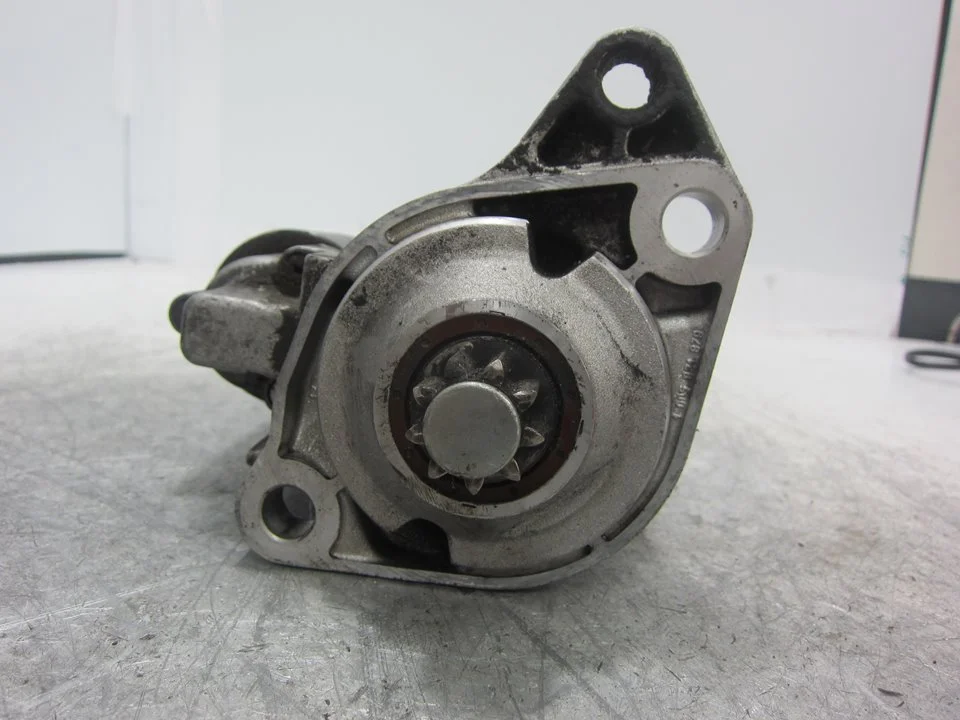 Foto de MOTOR ARRANQUE VOLKSWAGEN GOLF IV VARIANT (1J5)(05.1999) referencia 0001121006
