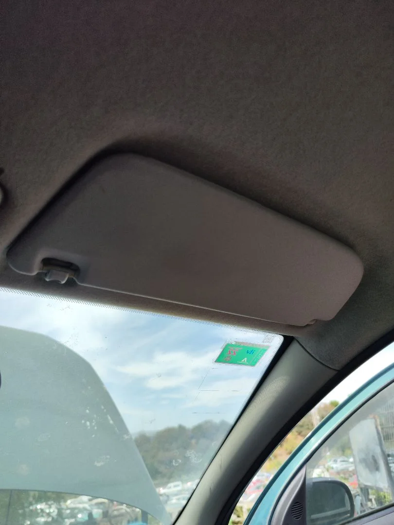 Foto de PARASOL DERECHO OPEL CORSA C 1.2 16V CAT (Z 12 XE / LW4) (75 CV / 55 KW)