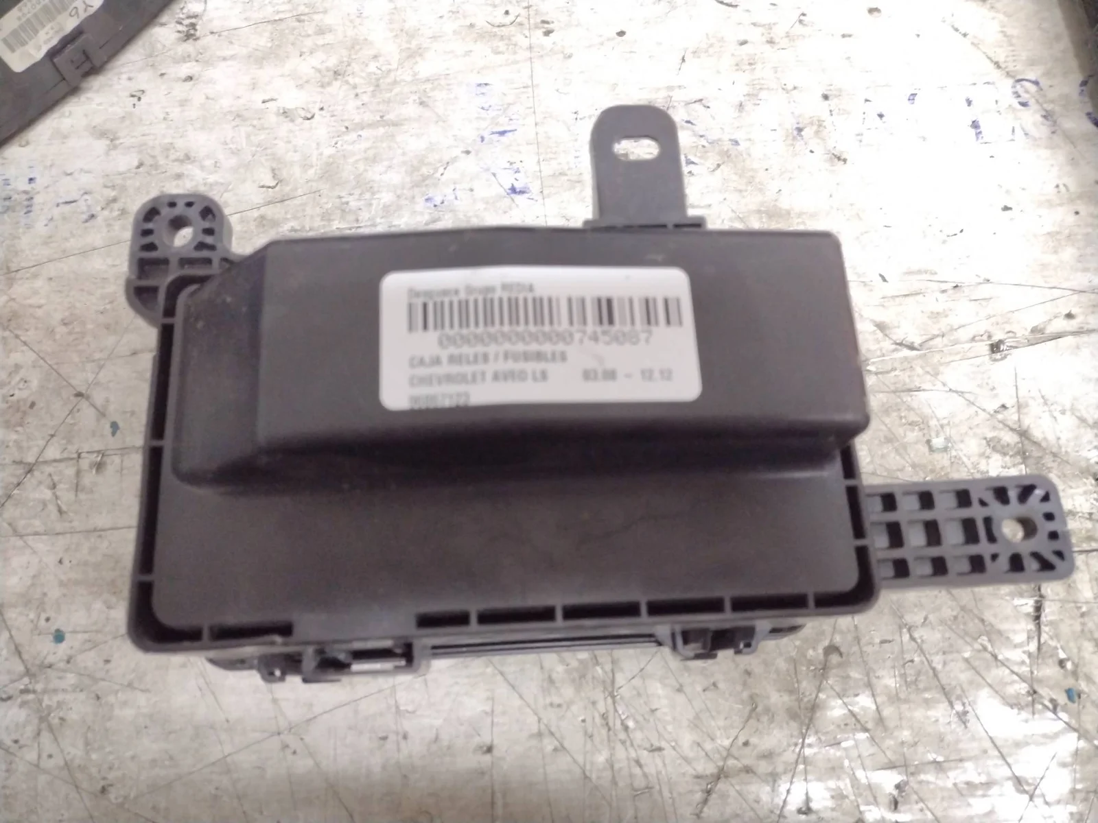 Foto de CAJA RELES / FUSIBLES CHEVROLET AVEO HATCHBACK 1.2 CAT (84 CV / 62 KW) referencia 96867123