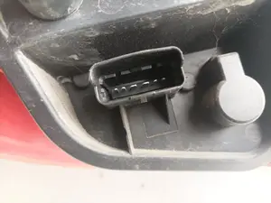 Foto de PILOTO TRASERO DERECHO RENAULT CLIO III GRANDTOUR referencia 89035080 foto 3