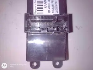 Foto de MANDO ELEVALUNAS DELANTERO IZQUIERDO NISSAN PRIMERA BERLINA (P12) referencia C8DD702N foto 3