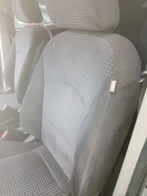 Foto de ASIENTO DELANTERO IZQUIERDO MITSUBISHI GRANDIS (NA0W) 2.0 DI-D CAT (136 CV / 100 KW) referencia 6900A705HA foto 3