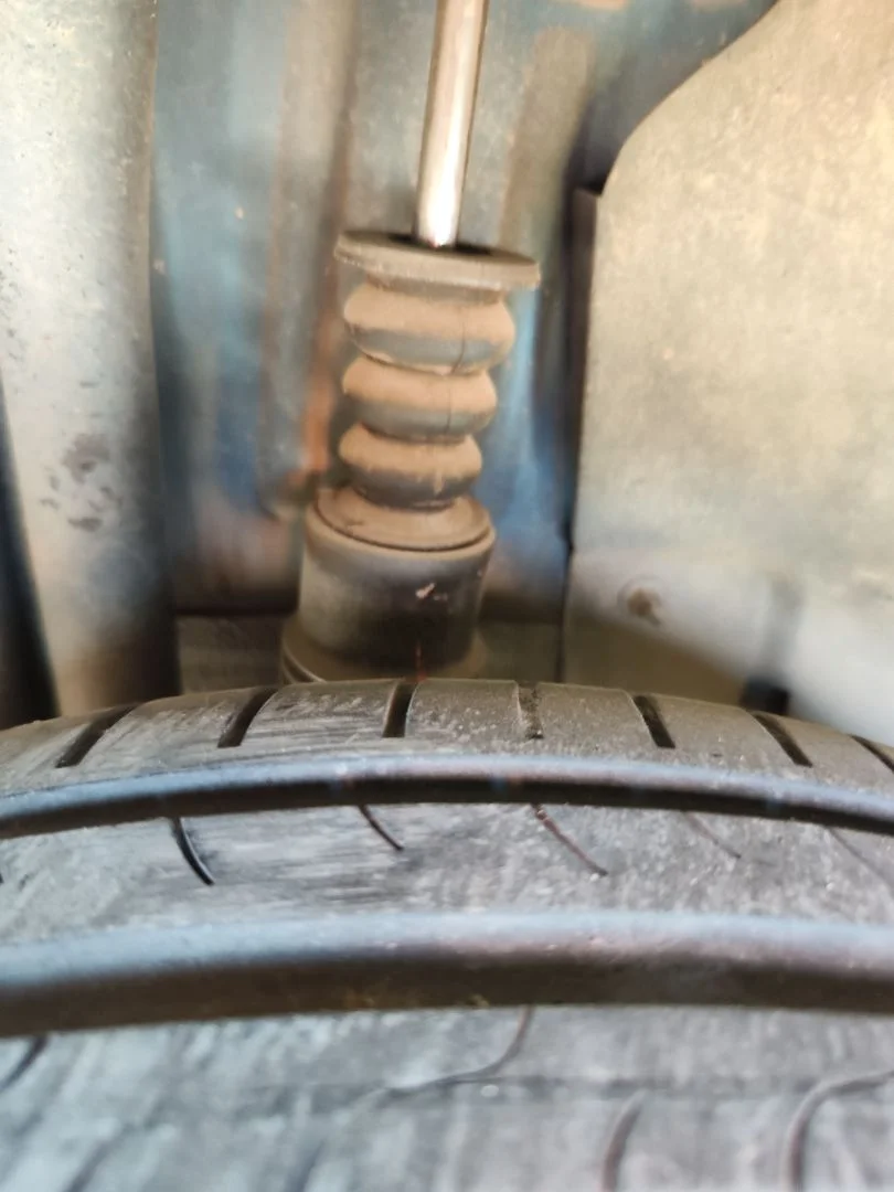 Foto de AMORTIGUADOR TRASERO DERECHO PEUGEOT 307 (S1)(04.2001) 1.6 16V CAT (109 CV / 80 KW) referencia 5206V9