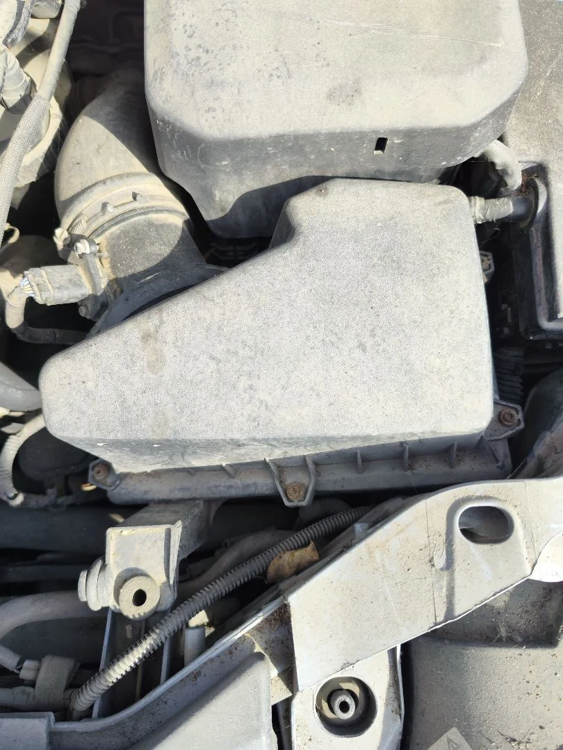 Foto de CAJA FILTRO AIRE FORD FOCUS BERLINA (CAP) 1.8 TDCi Turbodiesel CAT (116 CV / 85 KW)