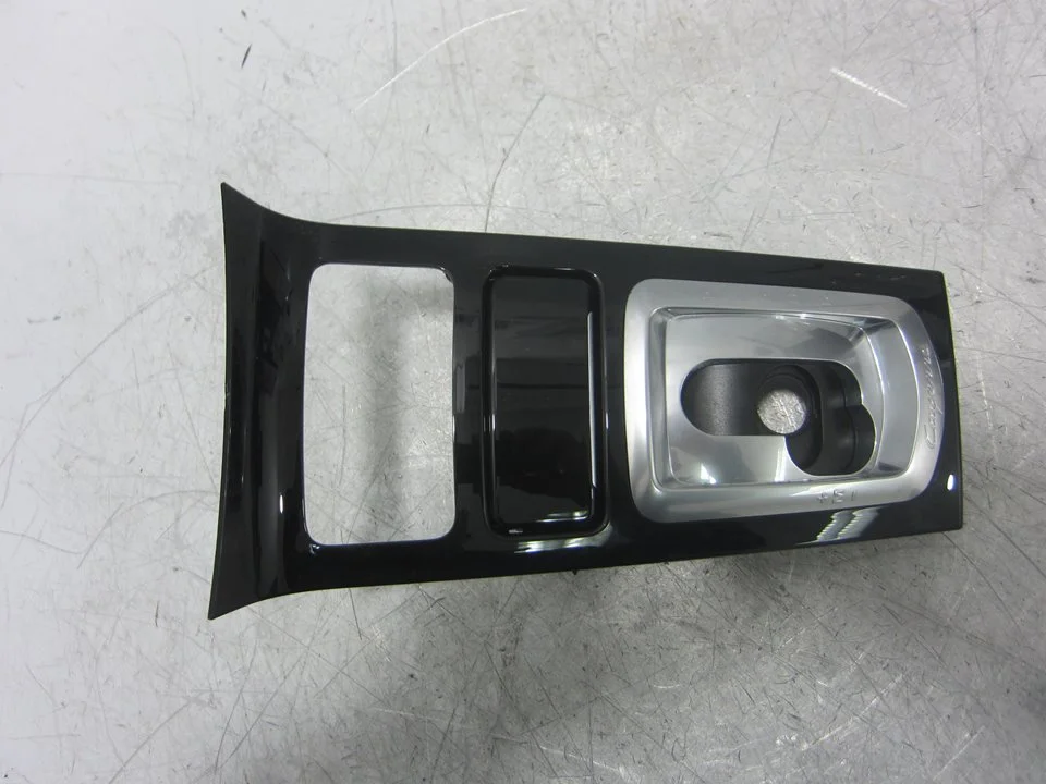 Foto de MOLDURA PORSCHE CAYENNE (TIPO 92A) referencia 7P5863324