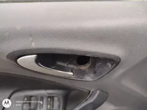 Foto de MANETA INTERIOR DELANTERA IZQUIERDA SEAT IBIZA BERLINA (6J5) 1.4 16V (86 CV / 63 KW) referencia 6J1837113A FKZ