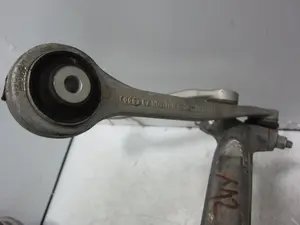 Foto de BRAZO SUSPENSION SUPERIOR DELANTERO IZQUIERDO PORSCHE MACAN (95BA) referencia 8K0505P foto 1