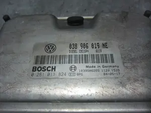 Foto de CENTRALITA MOTOR UCE SEAT IBIZA (6L1) 1.9 TDI (101 CV / 74 KW) referencia 038906019NE foto 3