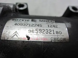 Foto de COMPRESOR AIRE ACONDICIONADO CITROEN XSARA PICASSO 1.6 16V HDi (90 CV / 66 KW) referencia 9659232180 foto 6