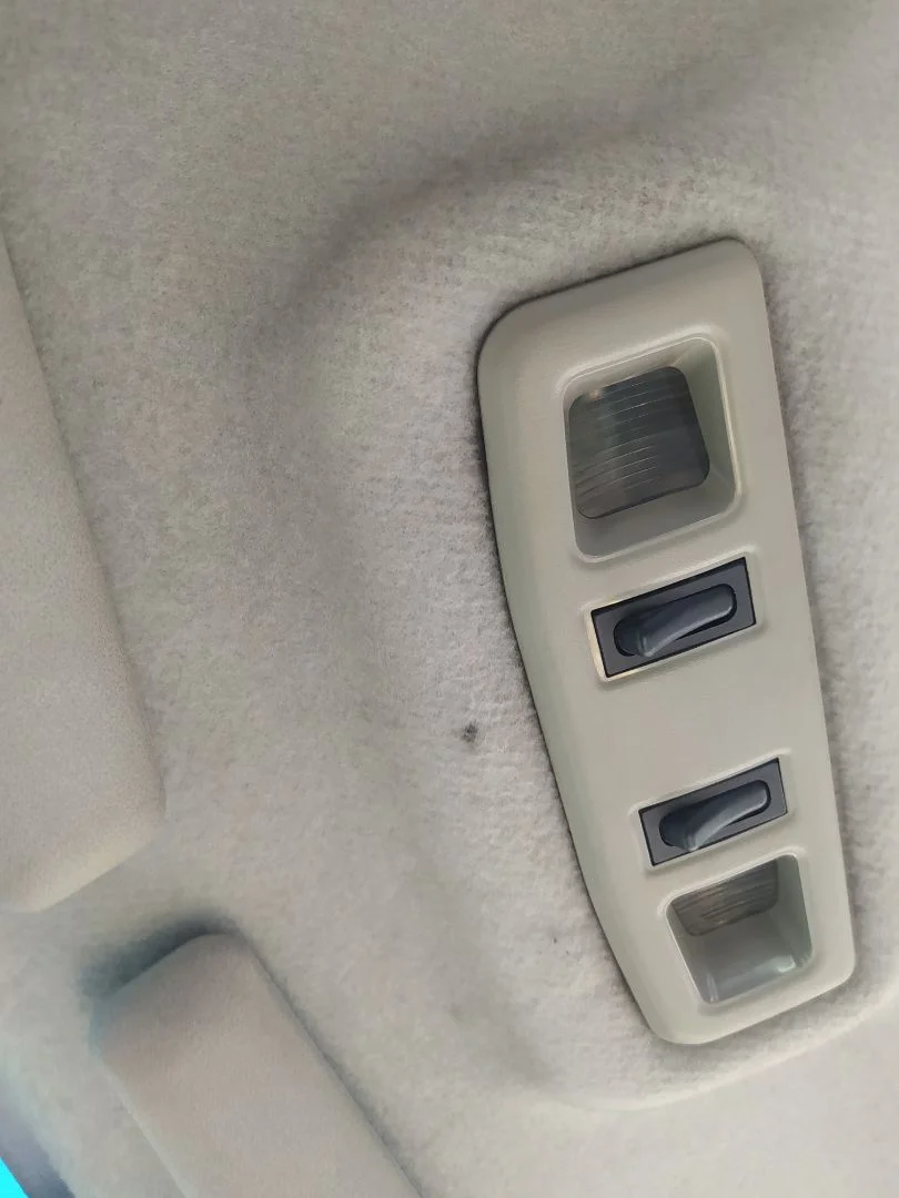 Foto de LUZ INTERIOR MITSUBISHI SPACE STAR (DG0) 1.6 CAT (98 CV / 72 KW)