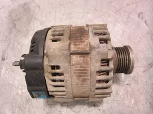 Foto de ALTERNADOR NISSAN X-TRAIL (T31) 2.0 16V CAT (141 CV / 104 KW) referencia 23100EN00B foto 2