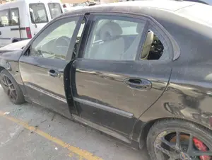 Foto de PUERTA TRASERA IZQUIERDA SAAB 9-3 BERLINA 1.9 TiD CAT (150 CV / 110 KW) referencia 12769493