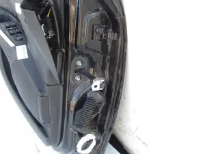 Foto de PUERTA DELANTERA IZQUIERDA LANCIA DELTA (181) 1.6 Diesel CAT (120 CV / 88 KW) foto 5